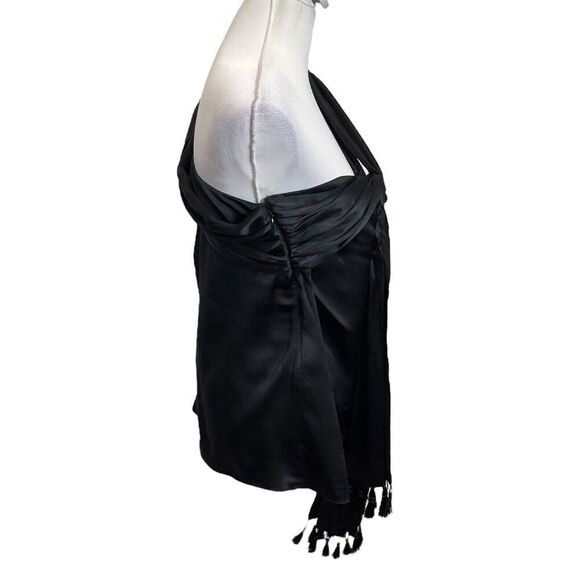 Welcome to my closet! - Picture 3 of 11